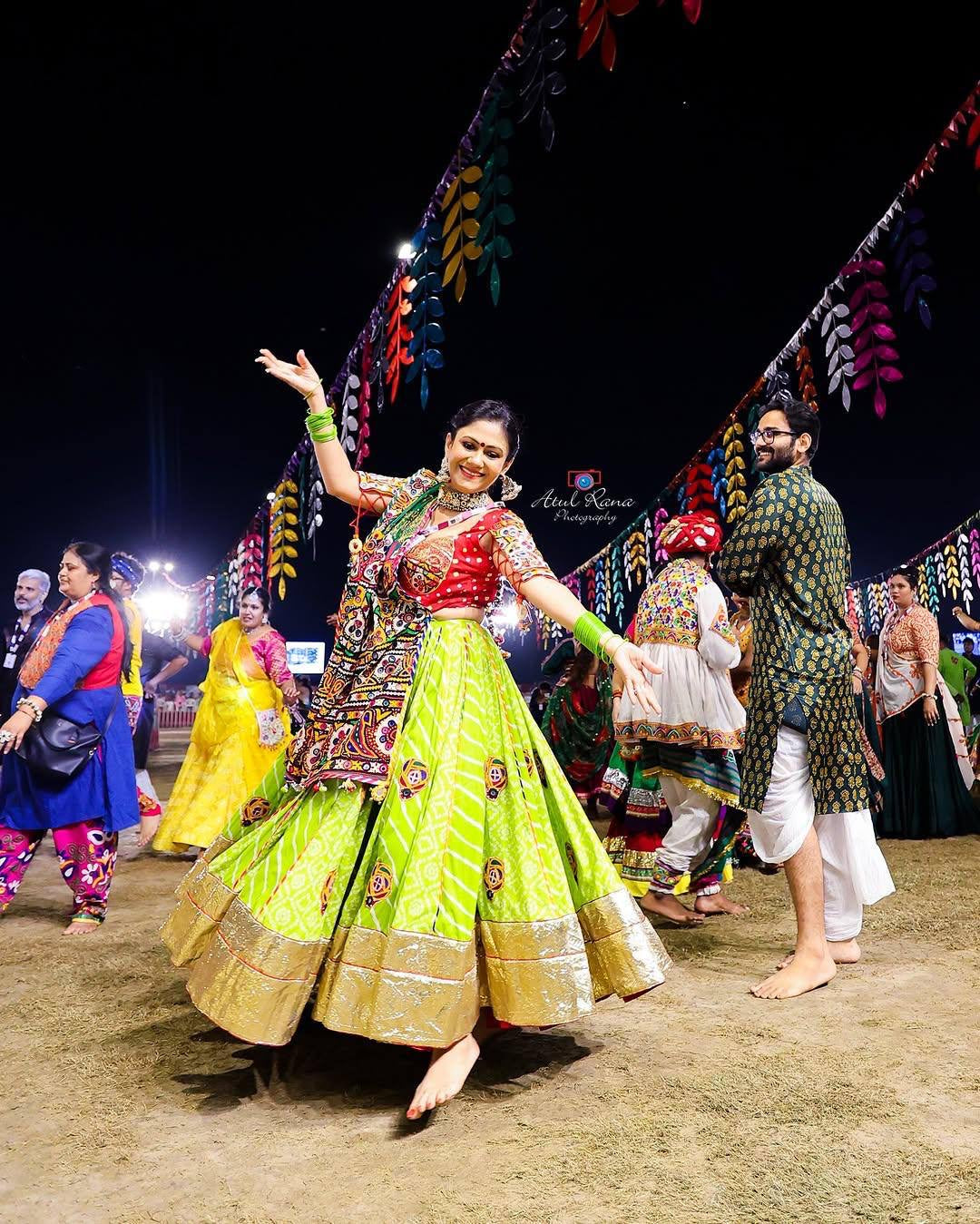 ALC 117 - Premium Navratri Chaniya Choli | Traditional Garba Outfit with Elegant Design