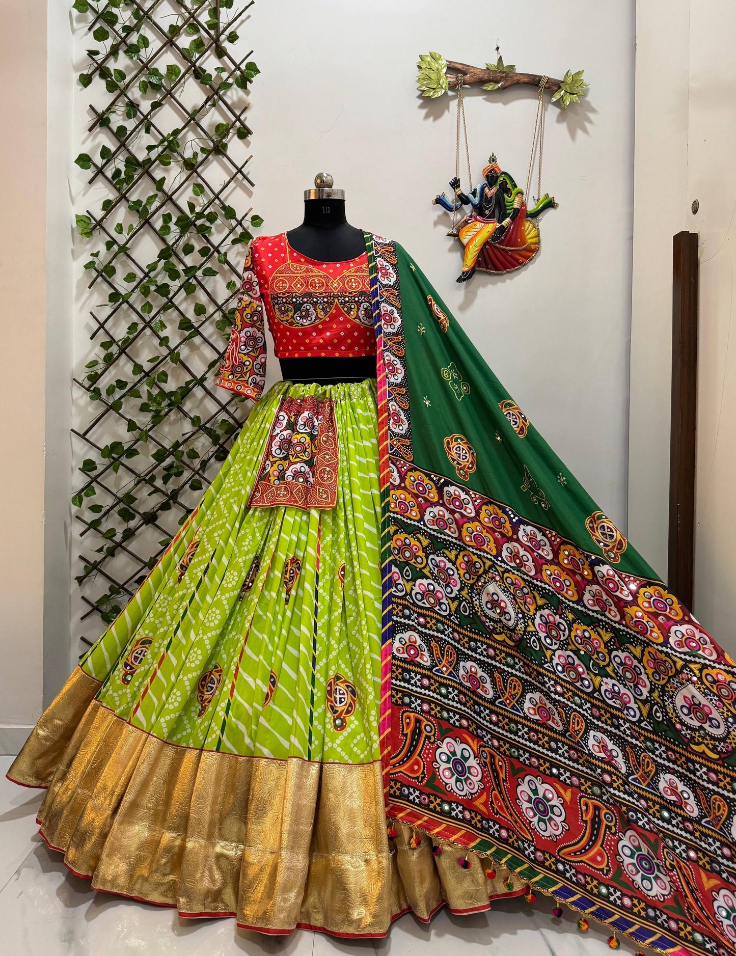 ALC 117 - Premium Navratri Chaniya Choli | Traditional Garba Outfit with Elegant Design