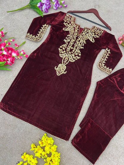 Srk 5104- partywear look velvet cord set