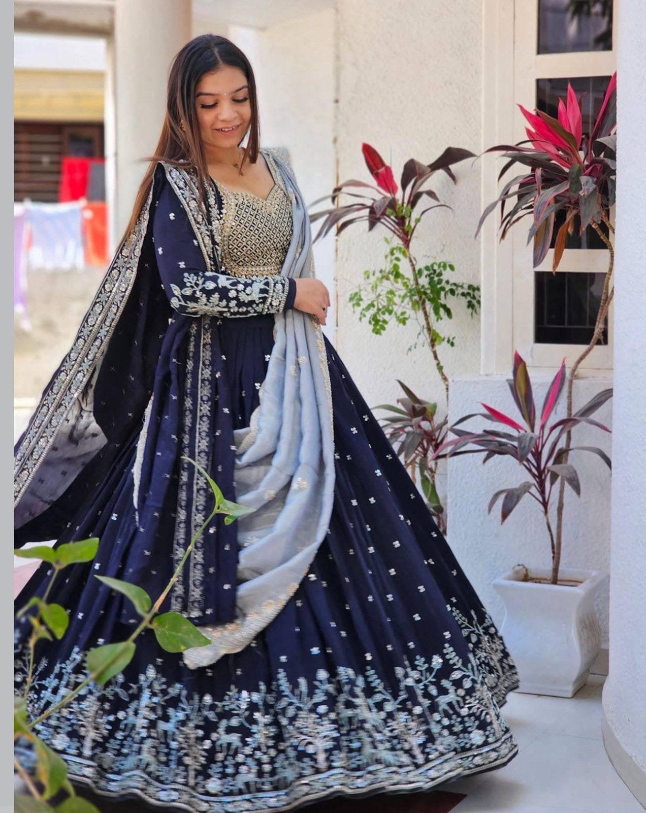 Tapi 291-wedding special lahenga choli with  2 dupatta