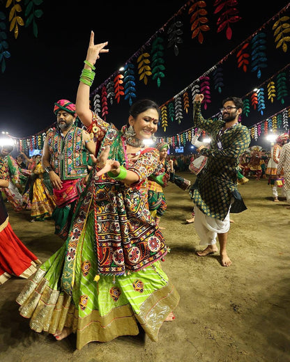ALC 117 - Premium Navratri Chaniya Choli | Traditional Garba Outfit with Elegant Design