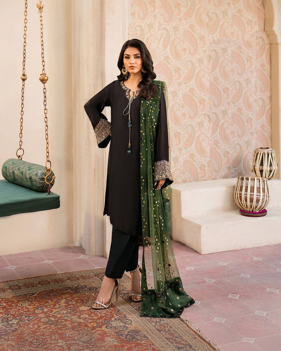 French Crepe Silk Kurti Pant Set with Zari Embroidery - LC 1384