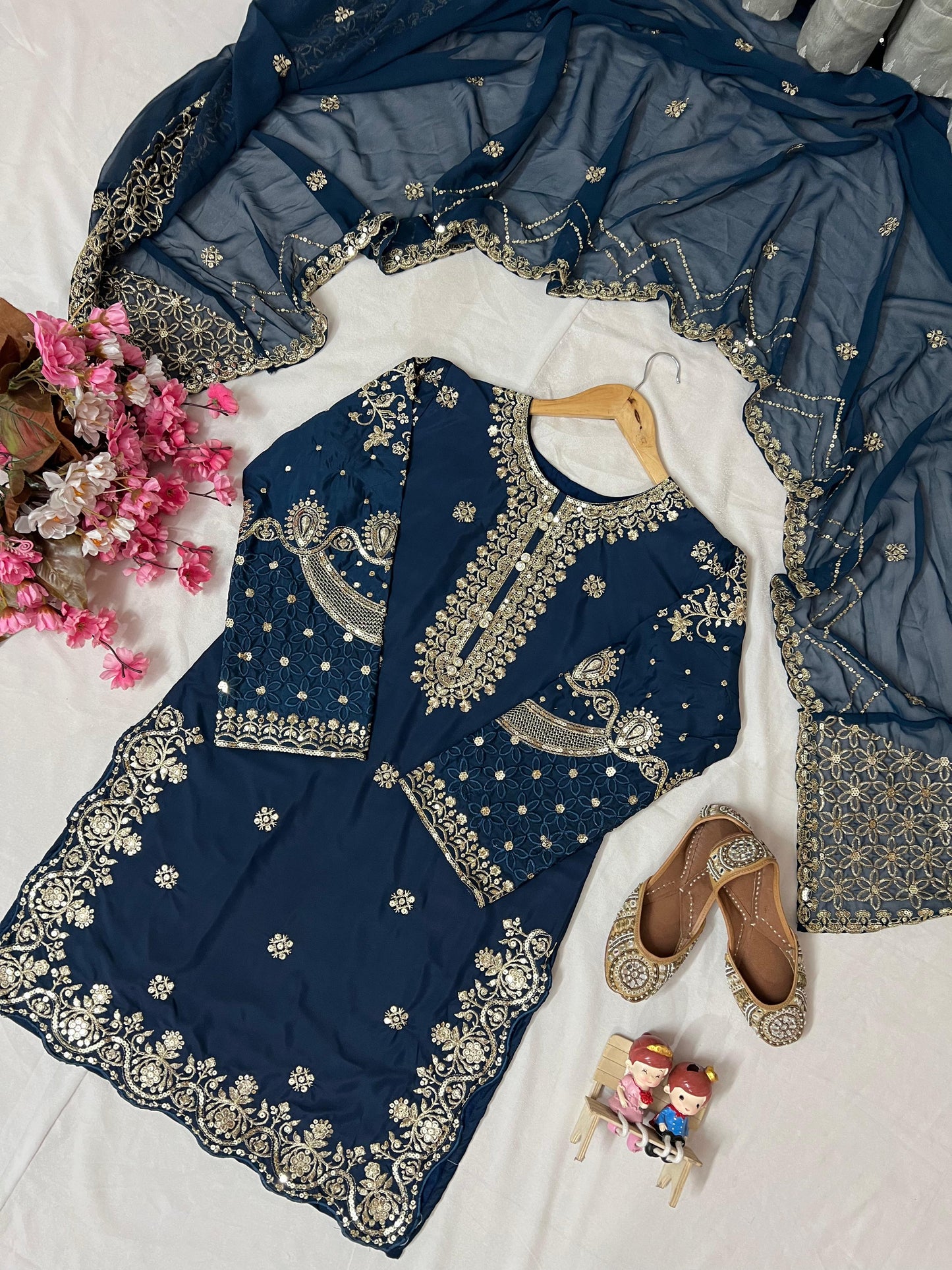 Natural Crepe Kurti Pant Set with Zari & Sequin Embroidery - LC-1370