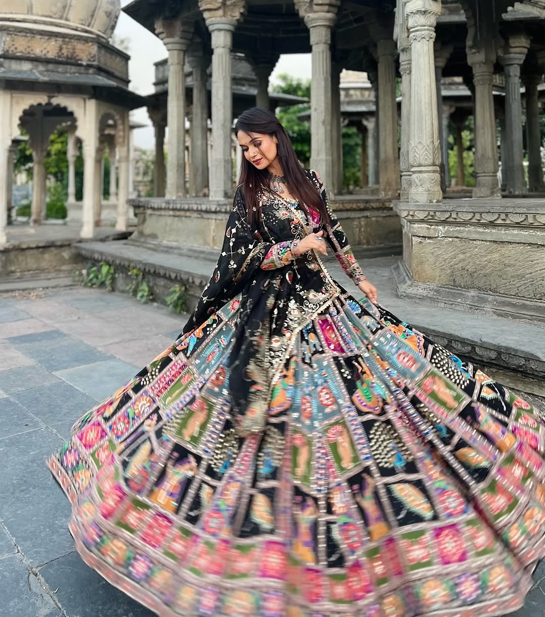 ALC 112 Navratri Special Chaniya Choli - Heavy Muslin Cotton Lehenga with Real Mirror Work