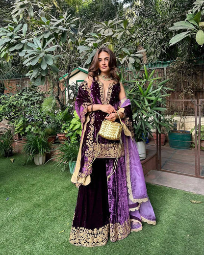 Lc 1420 - wine colour velvet suit