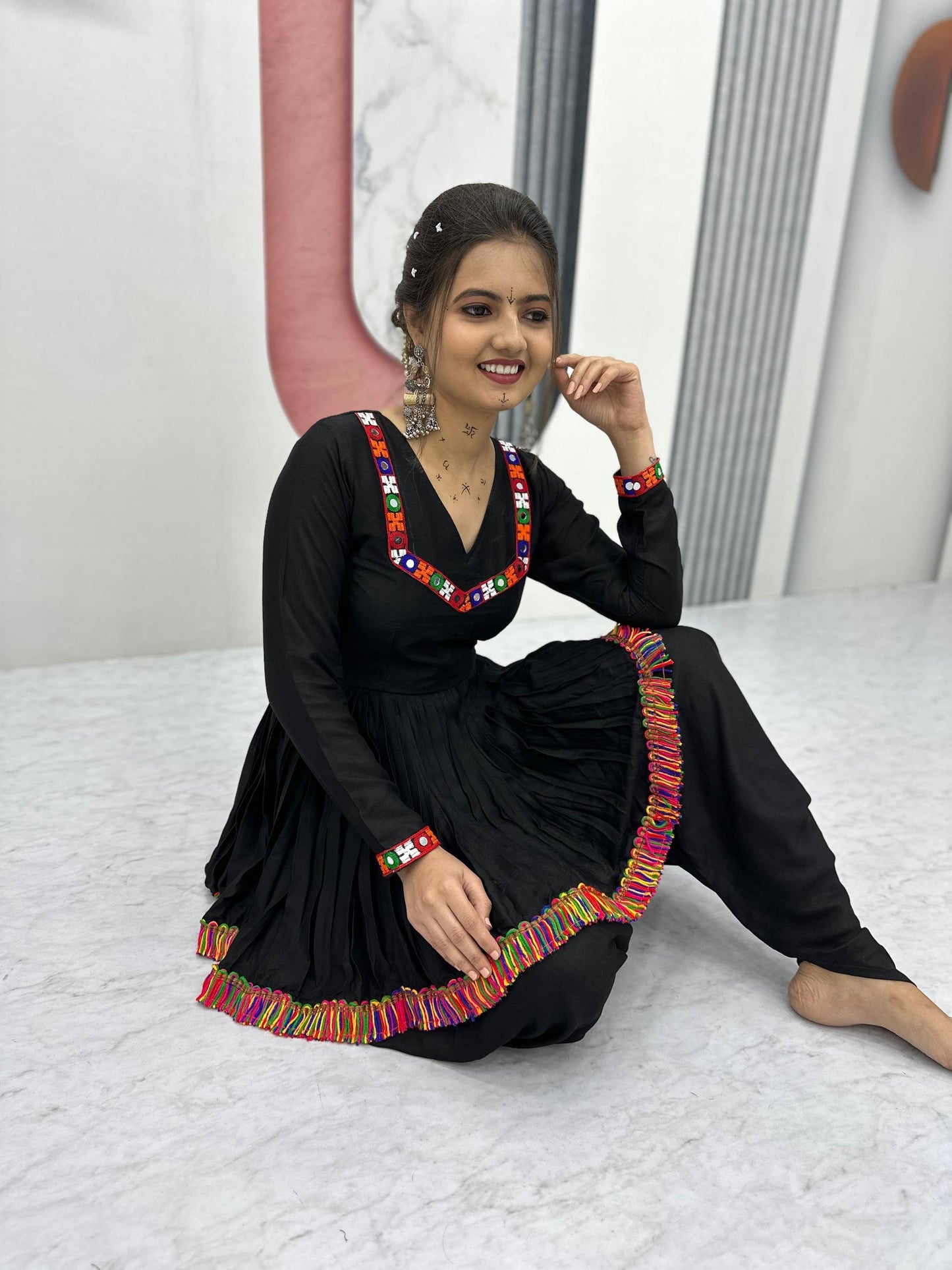 Navratri Dhoti-Kediyu with Gamathi & Real Mirror Work - FFPC 44