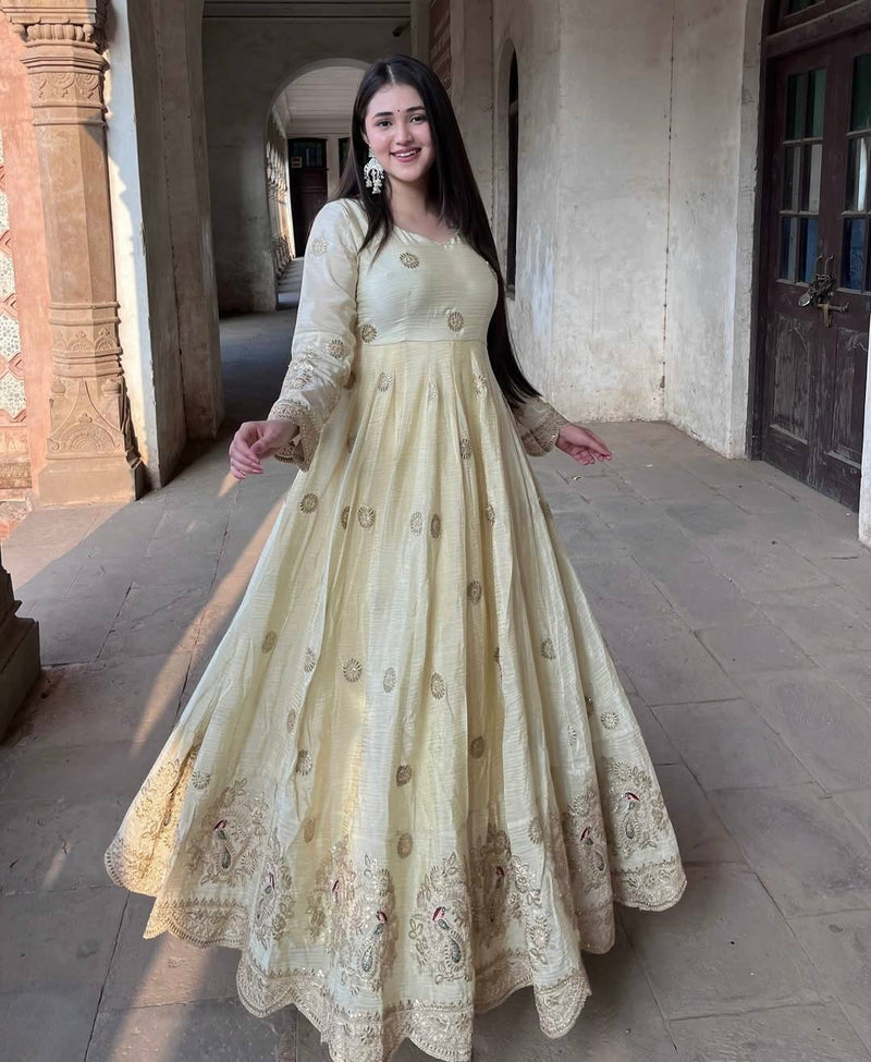 Stylish off-white color anarkali in premium chinon silk fabric