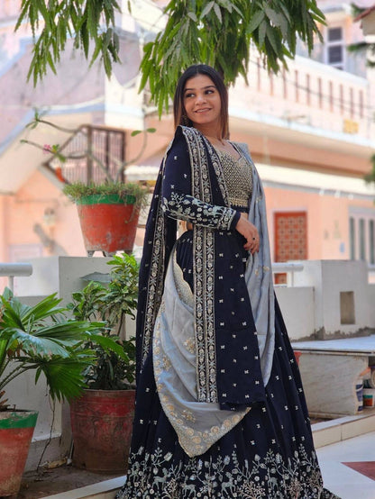 Tapi 291-wedding special lahenga choli with  2 dupatta