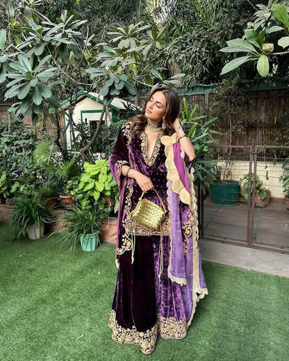 Lc 1420 - wine colour velvet suit