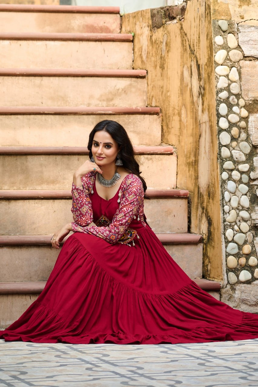 Navratri Gown with Kutchi Gamthi Embroidery - 12 Meter Flair - FFlw 9256