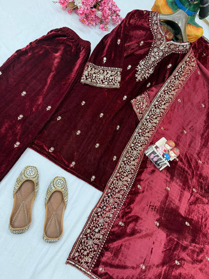 Lc 1411- beautiful velvet suit