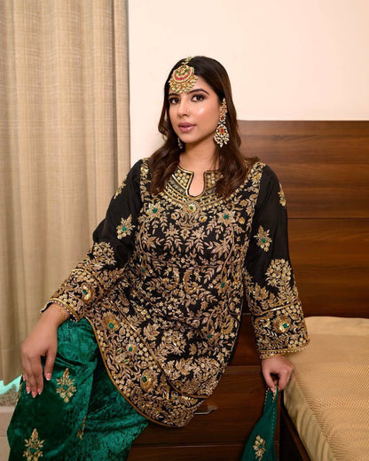 Lc 1412- heavy embroidery velvet suit😍