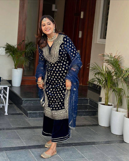 Lc 1409- Two tone blue colour velvet suit