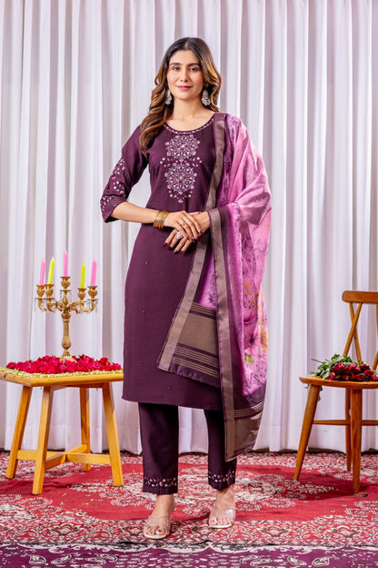 Elegant Straight Kurti Pant Dupatta Set - Viscose Silk with Hand Embroidery - FFdiva 111