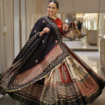 Navratri special Heavy Muslin Cotton Lehenga with Digital Print & Real Mirror Work - ALC 95
